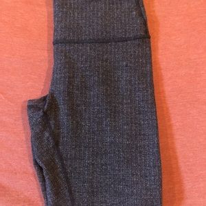 Lululemon textured heather grey leggings